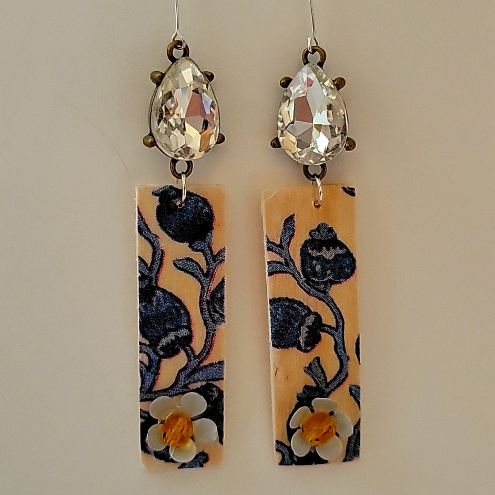 Wire Dangle Earrings, Blue Berry Pattern, Metal Blossoms